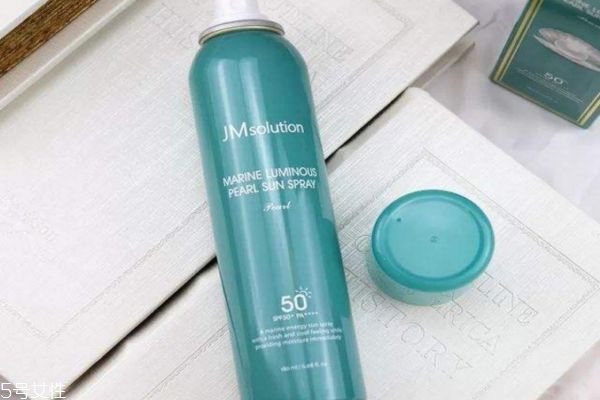 噴防曬噴霧前要做什么 防曬噴霧出門(mén)前多久用