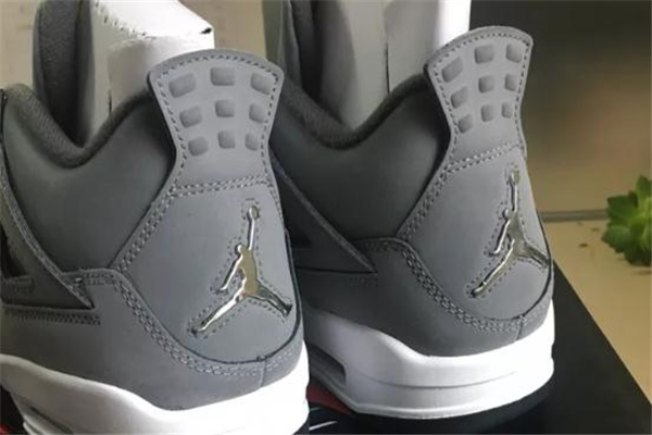 aj4 cool grey開箱測評 aj4酷灰復(fù)刻開箱實(shí)物圖