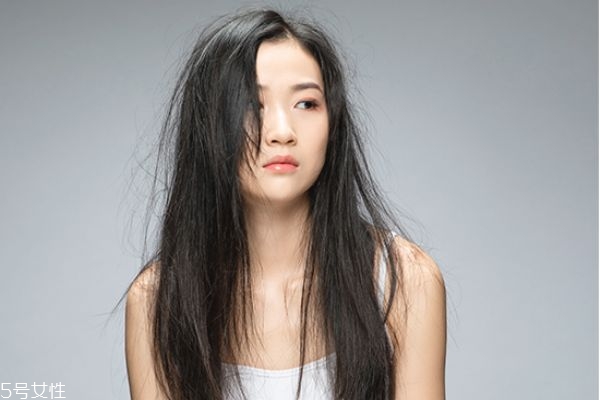 頭皮上的螨蟲(chóng)怎么去除 頭上有螨蟲(chóng)的征兆