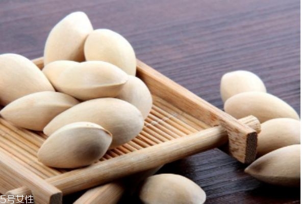 什么是白果呢 白果有什么營養(yǎng)價(jià)值呢
