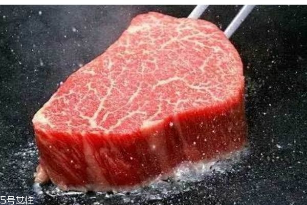 什么是神戶牛肉呢 神戶牛肉有什么營(yíng)養(yǎng)價(jià)值呢