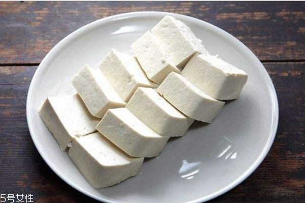 豆腐有什么營養(yǎng)價值呢 吃豆腐有什么好處呢