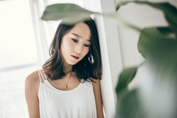 t區(qū)出油是因為缺水嗎 t區(qū)出油會導(dǎo)致哪些皮膚問題