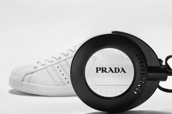 阿迪達(dá)斯prada聯(lián)名發(fā)售時間 prada阿迪達(dá)斯聯(lián)名在哪買