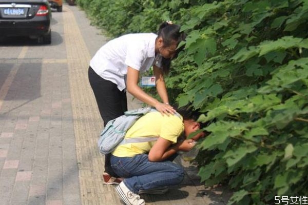 暈車(chē)是什么原因造成的呢 為什么會(huì)暈車(chē)呢