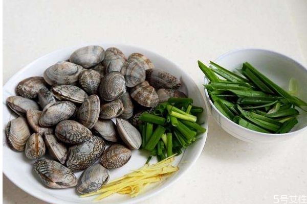 花蛤有什么營(yíng)養(yǎng)價(jià)值呢 吃花蛤有什么好處呢