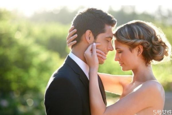 結(jié)婚彩禮錢(qián)歸父母還是子女 彩禮錢(qián)是給誰(shuí)的