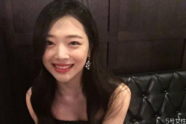 情侶冷戰(zhàn)誰(shuí)先說話 情侶冷戰(zhàn)的心理戰(zhàn)術(shù)男女真實(shí)版