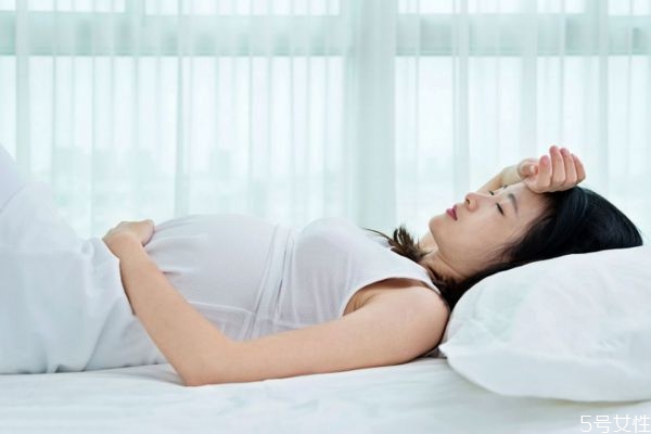 為什么孕婦會早產呢 早產的原因有什么呢