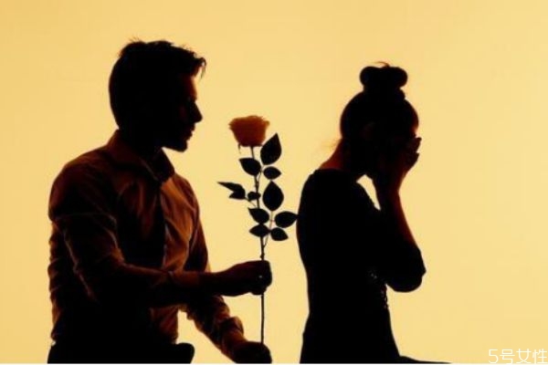 離婚后男人多久想復(fù)婚 前夫不會(huì)回頭表現(xiàn)