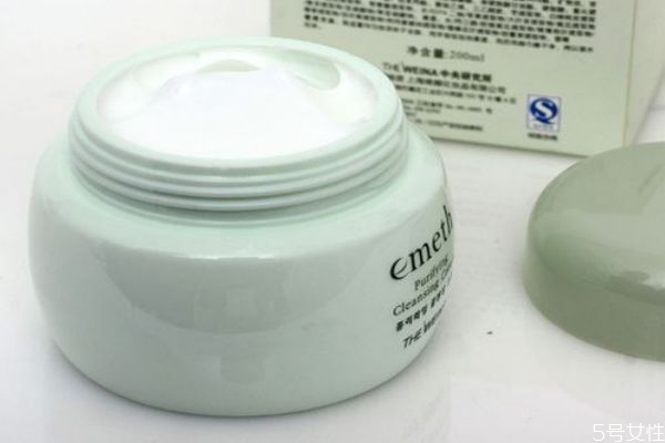 適合大學生的平價護膚品 學生護膚品十大排行榜