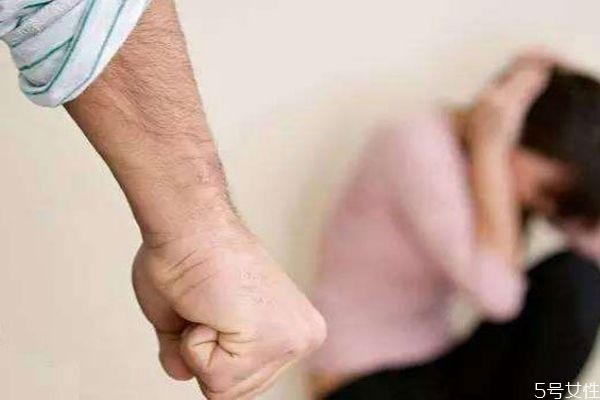 家暴男換個(gè)女友會改嗎 家暴的男人改好的幾率