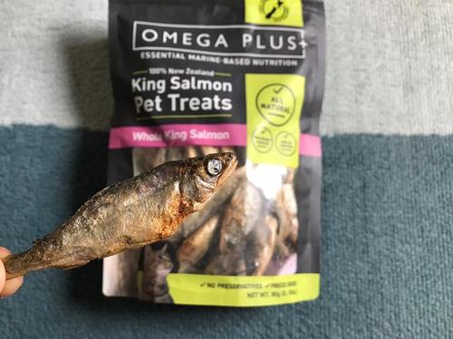 omega plus小魚(yú)干貓零食是哪個(gè)國(guó)家的 omega plus小魚(yú)干貓零食怎么吃
