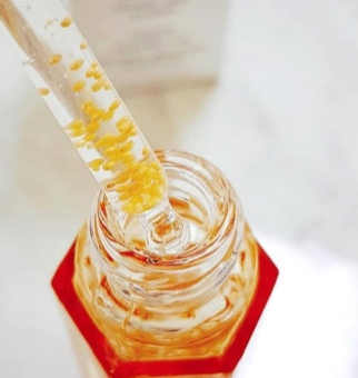精華油有什么功效？三大功效拯救中年少女問題肌