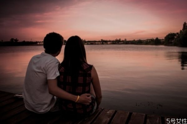 愚孝老公的典型表現(xiàn) 愚孝的男人經(jīng)常說(shuō)的話(huà)