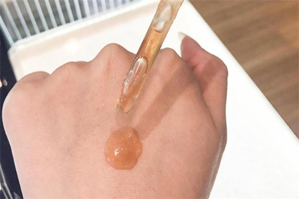 修麗可紫米精華白天能用嗎 修麗可紫米精華什么時(shí)候用