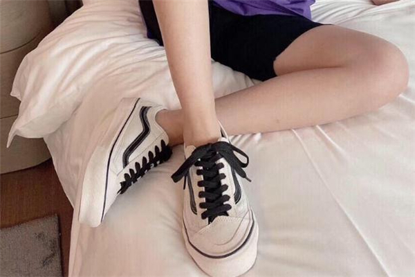 vans奧利奧多少錢(qián) vans奧利奧偏碼嗎