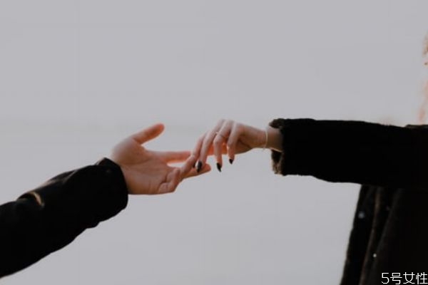 想復婚如何挽回前妻 離婚后還能挽回的征兆