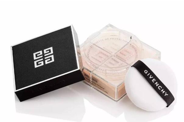 散粉和粉餅的區(qū)別作用 散粉和粉餅?zāi)膫€定妝效果好
