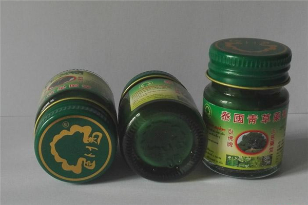 泰國青草膏可以治腳氣嗎 泰國青草膏對腳氣管用嗎