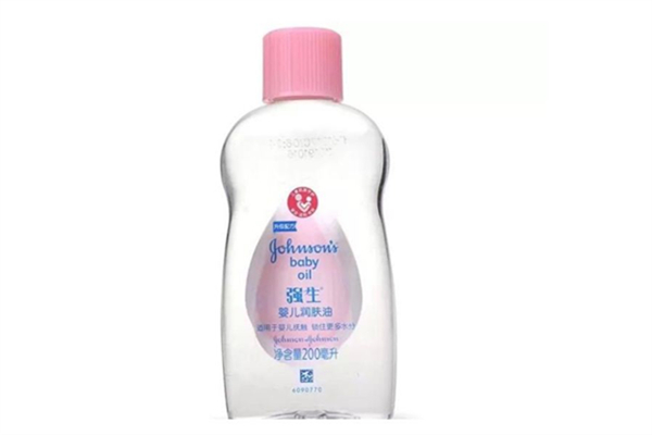 強生潤膚油可以給寶寶用嗎 強生潤膚油是護理油么