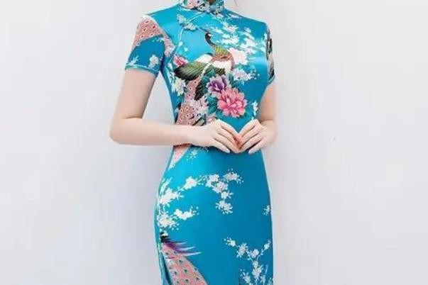 旗袍要緊身一點的還是寬松一點的 關于旗袍的幾大誤區(qū)