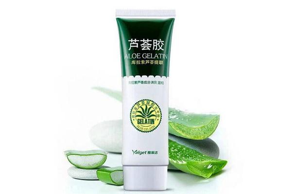 蘆薈膠要洗掉么 蘆薈膠涂臉上多長時間發(fā)揮作用