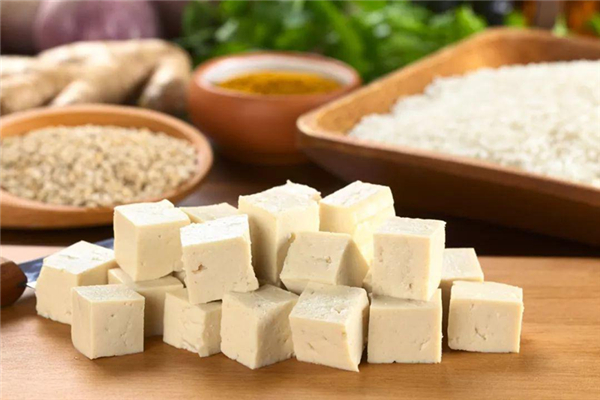 豆腐蛋白質含量高嗎 豆腐有脂肪嗎