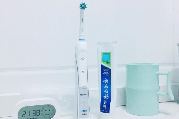 歐樂b電動(dòng)牙刷好用嗎 歐樂b電動(dòng)牙刷怎么看型號(hào)