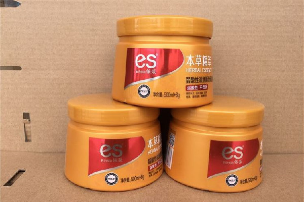 焗油膏會(huì)導(dǎo)致脫發(fā)嗎 焗油膏對(duì)頭發(fā)有傷害嗎