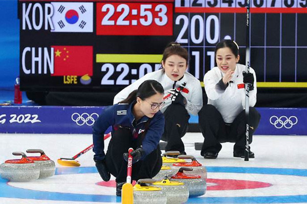 女子冰壺中國6比5戰(zhàn)勝韓國 冰壺比賽需要幾名隊員