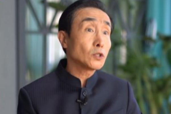 批評某足球隊引熱議鞏漢林回應(yīng) 足球隊要那么多替補(bǔ)干嘛