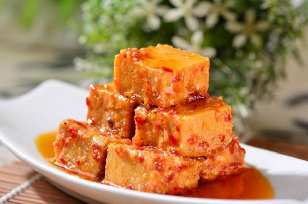 豆腐乳的營(yíng)養(yǎng)價(jià)值及功效與作用 豆腐乳對(duì)身體有害嗎