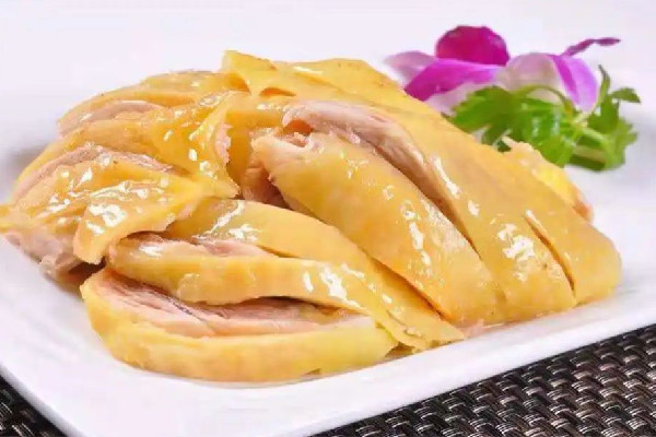 白切雞是哪里的特產 白切雞是粵菜嗎