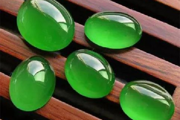 帝王綠有沒(méi)有冰種 帝王綠是最好的翡翠嗎