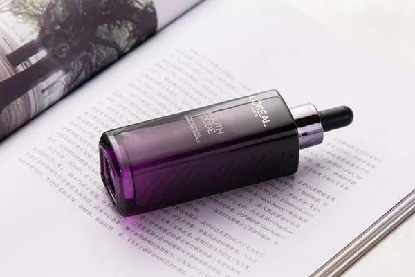 歐萊雅小黑瓶肌底液和雅詩蘭黛小棕瓶哪個(gè)好 歐萊雅小黑瓶肌底液和雅詩蘭黛小棕瓶能一起用嗎