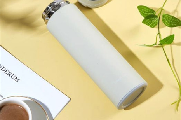 保溫杯304內(nèi)膽和316內(nèi)膽哪個(gè)好 保溫杯買什么材質(zhì)好