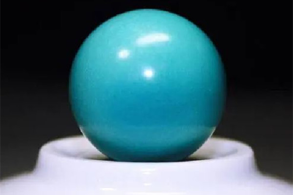 綠松石有鐵線好還是沒(méi)有好 綠松石鐵線是什么東西