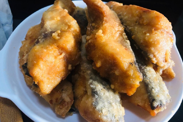 炸魚(yú)塊有腥味怎么辦 炸魚(yú)塊去腥方法