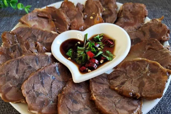 醬牛肉是哪里的特產 醬牛肉屬于腌制食品嗎