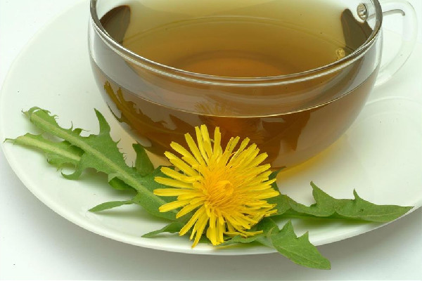 蒲公英茶長(zhǎng)期喝好嗎 蒲公英茶有什么副作用
