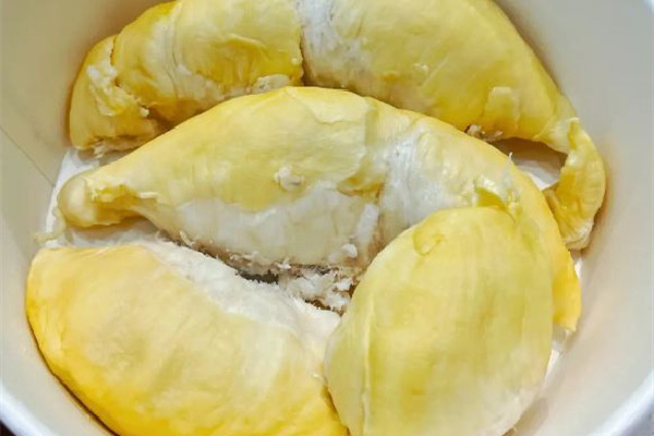榴蓮開(kāi)口好還是不開(kāi)口好 榴蓮買什么樣的好